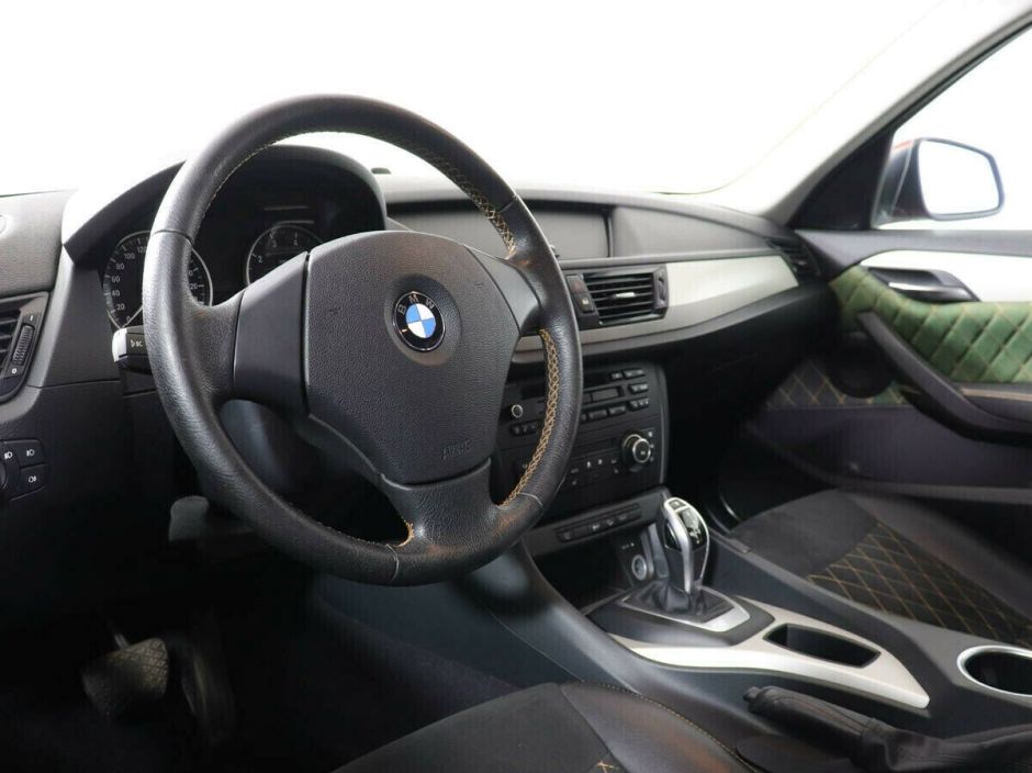 BMW X1, 2.0 л, АТ, 2012 фото 1