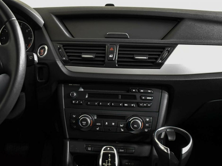 BMW X1, 2.0 л, АТ, 2012 фото 8