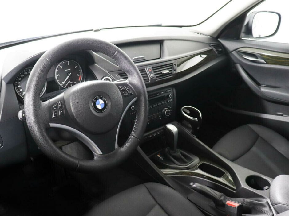 BMW X1, 2.0 л, АТ, 2011 фото 8