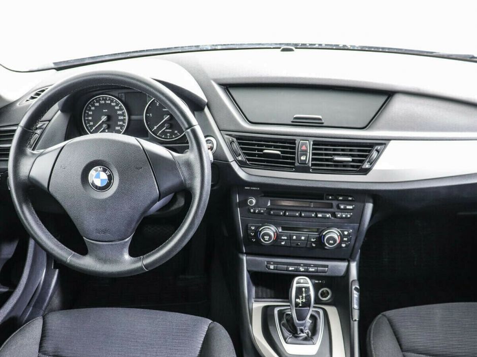BMW X1, 2.0 л, АТ, 2014 фото 2