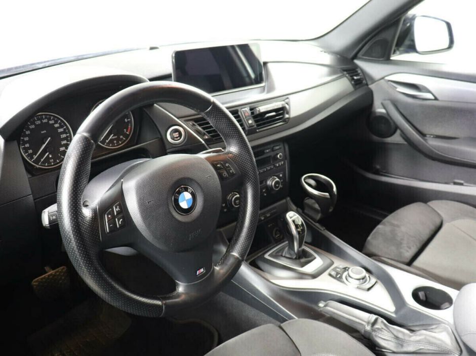 BMW X1, 2.0 л, АТ, 2014 фото 2