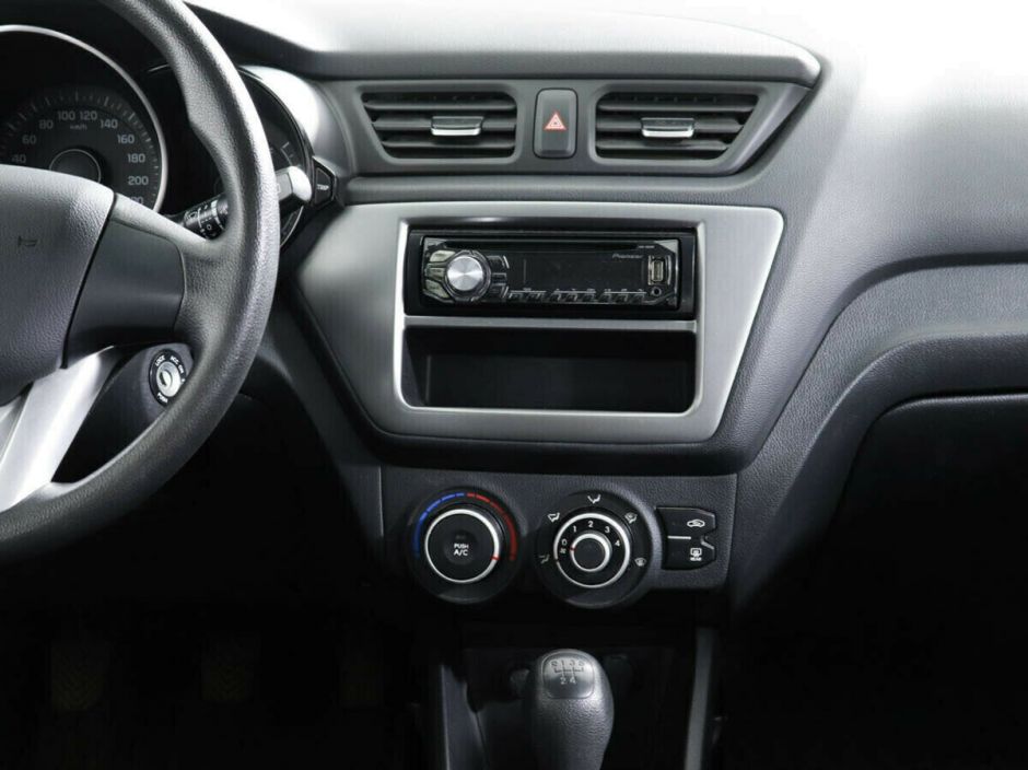 Kia Rio, 1.4 л, МТ, 2014 фото 7