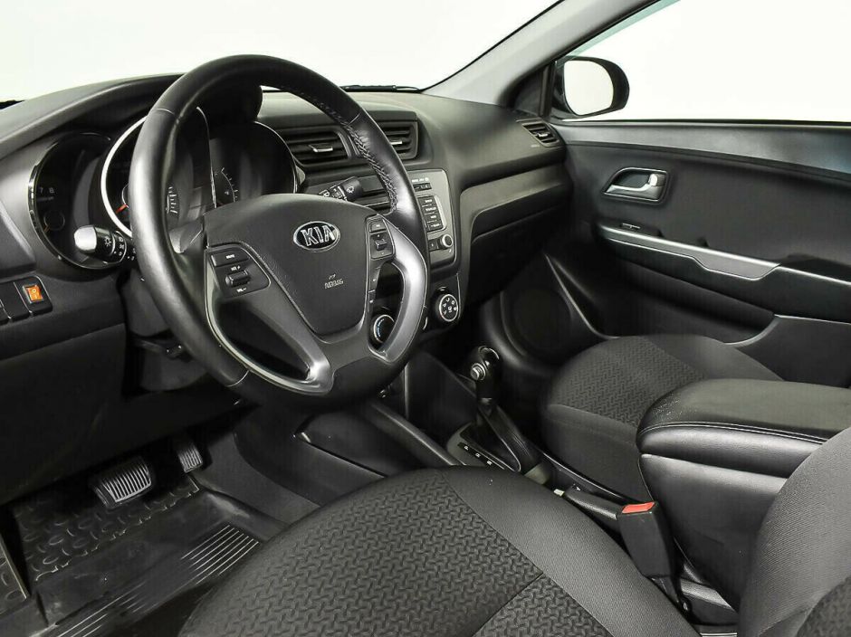 Kia Rio, 1.6 л, АТ, 2015 фото 2