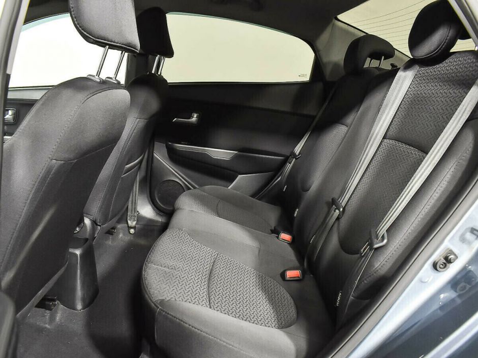 Kia Rio, 1.6 л, АТ, 2015 фото 1