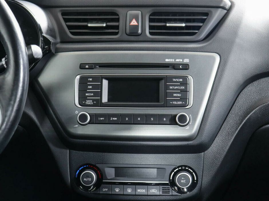 Kia Rio, 1.6 л, АТ, 2017 фото 1