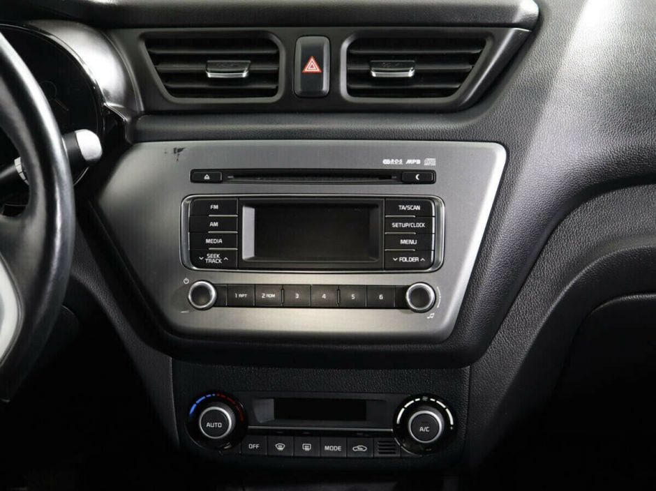 Kia Rio, 1.6 л, МТ, 2016 фото 2