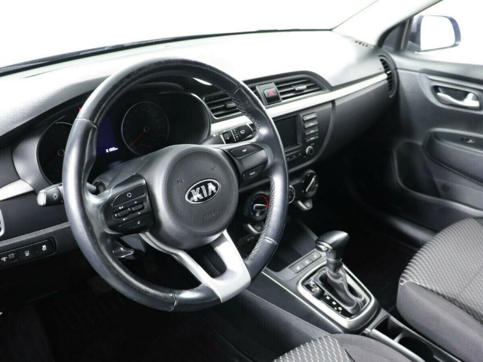 Kia Rio, 1.6 л, АТ, 2017 фото 2