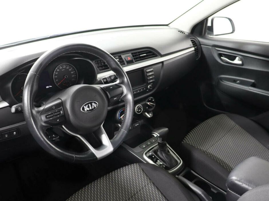Kia Rio, 1.4 л, АТ, 2018 фото 9