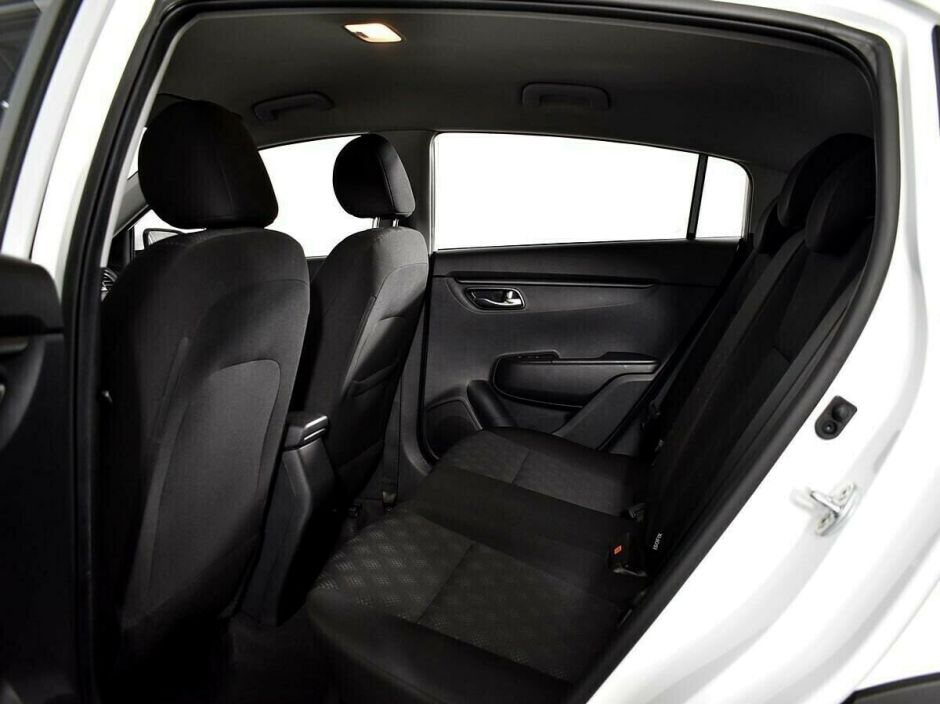 Kia Rio, 1.6 л, АТ, 2019 фото 1