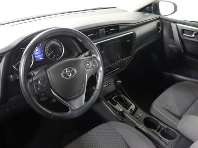 Toyota Corolla, 1.6 л, CVT, 2017 фото 8