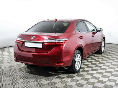 Toyota Corolla, 1.8 л, CVT, 2017 фото 4