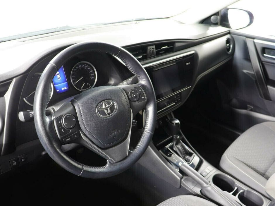 Toyota Corolla, 1.8 л, Вариатор, 2017 фото 10