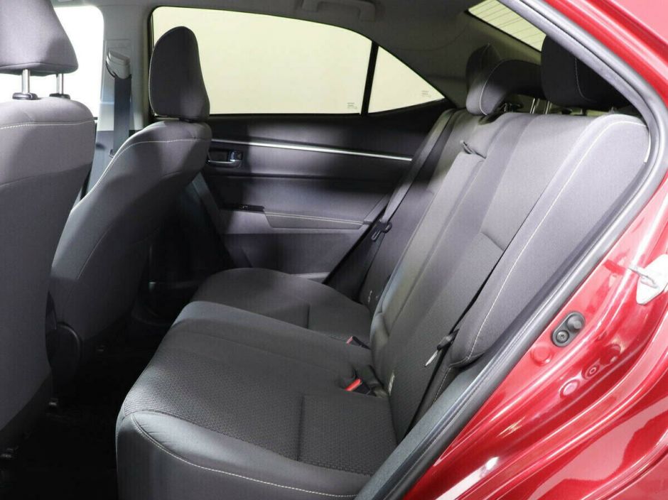 Toyota Corolla, 1.8 л, Вариатор, 2017 фото 1