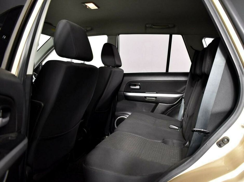 Suzuki Grand Vitara, 2.4 л, АТ, 2008 фото 2