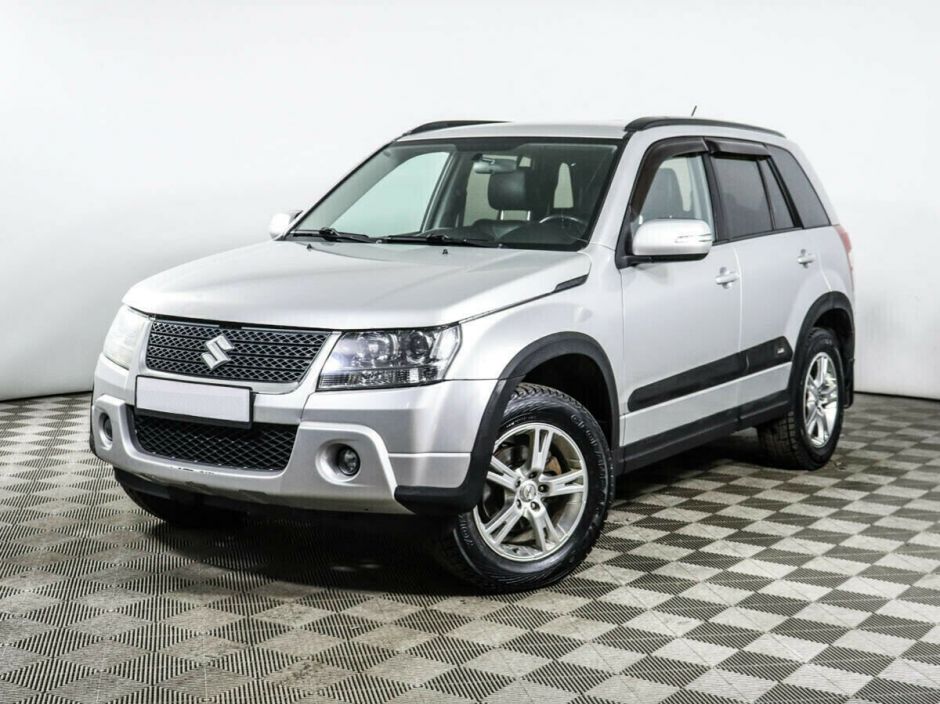 Suzuki Grand Vitara, 2.4 л, АТ, 2011 фото 3