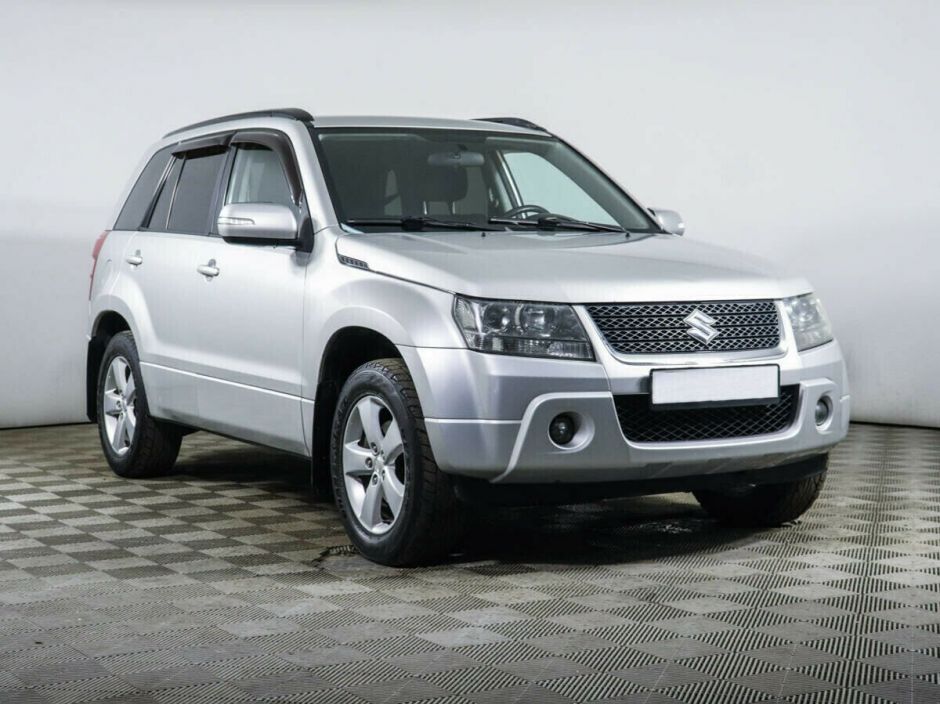 Suzuki Grand Vitara, 2.4 л, АТ, 2010 фото 5