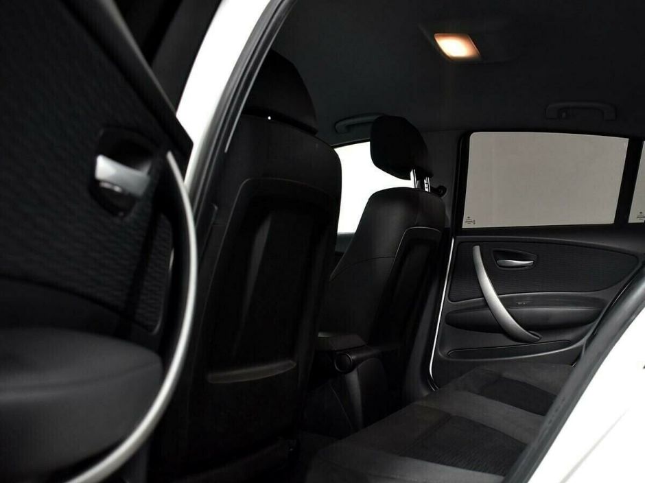 BMW 1 серии, 1.6 л, АТ, 2009 фото 2