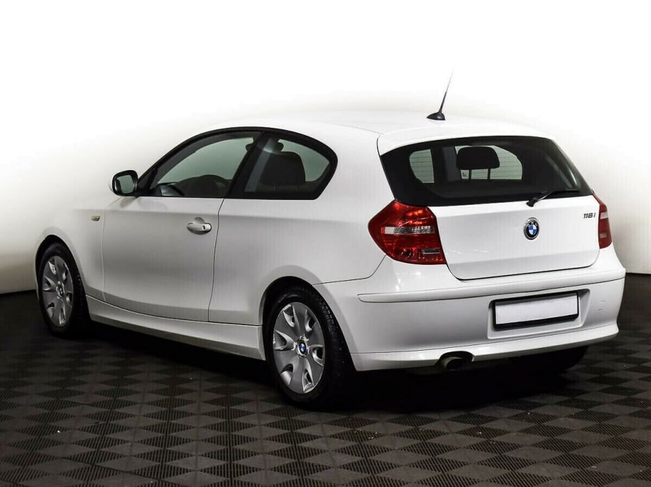 BMW 1 серии, 1.6 л, АТ, 2011 фото 6