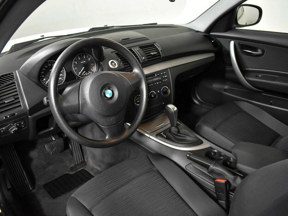 BMW 1 серии, 1.6 л, АТ, 2011 фото 9