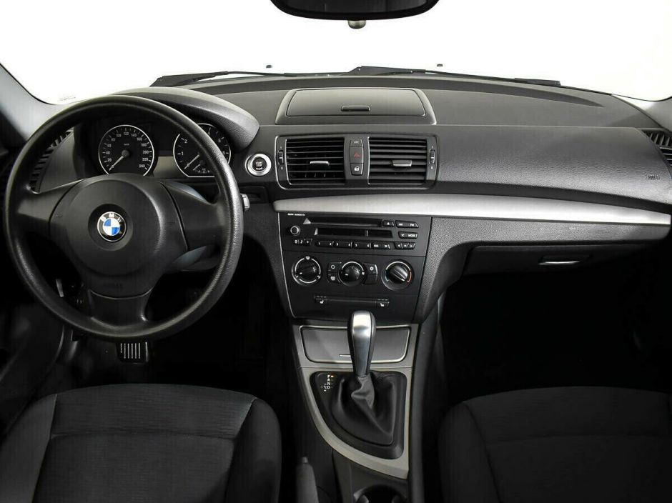 BMW 1 серии, 1.6 л, АТ, 2011 фото 1
