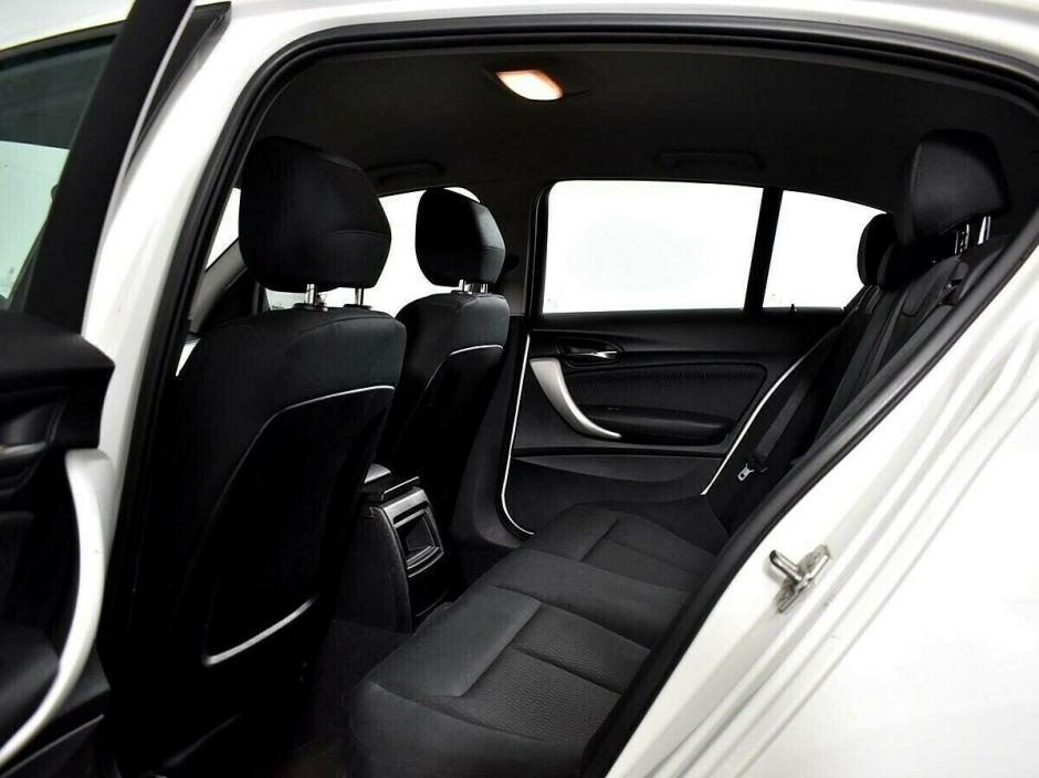 BMW 1 серии, 1.6 л, АТ, 2012 фото 1