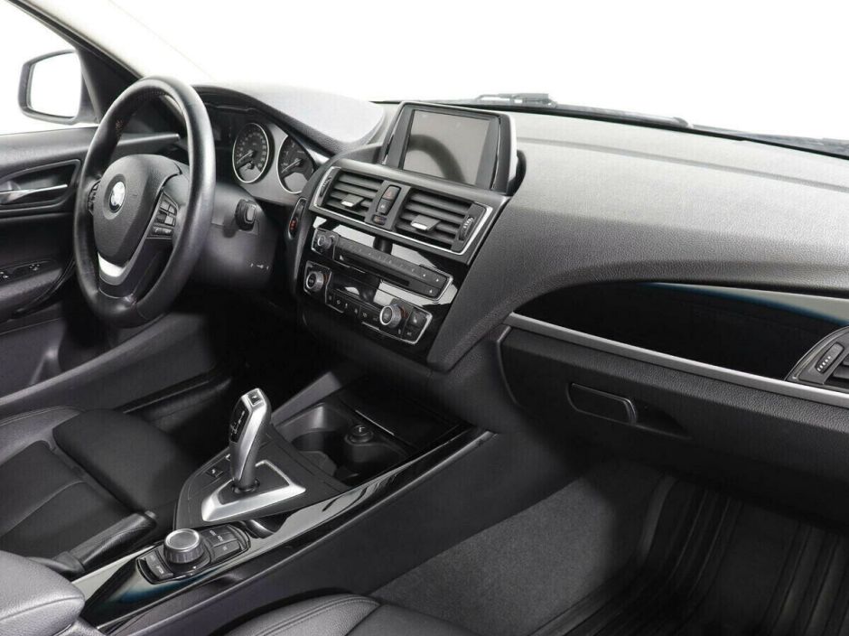 BMW 1 серии, 1.6 л, АТ, 2016 фото 2