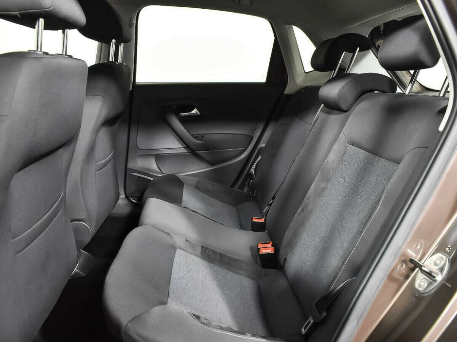 Volkswagen Polo, 1.4 л, Робот, 2011 фото 8