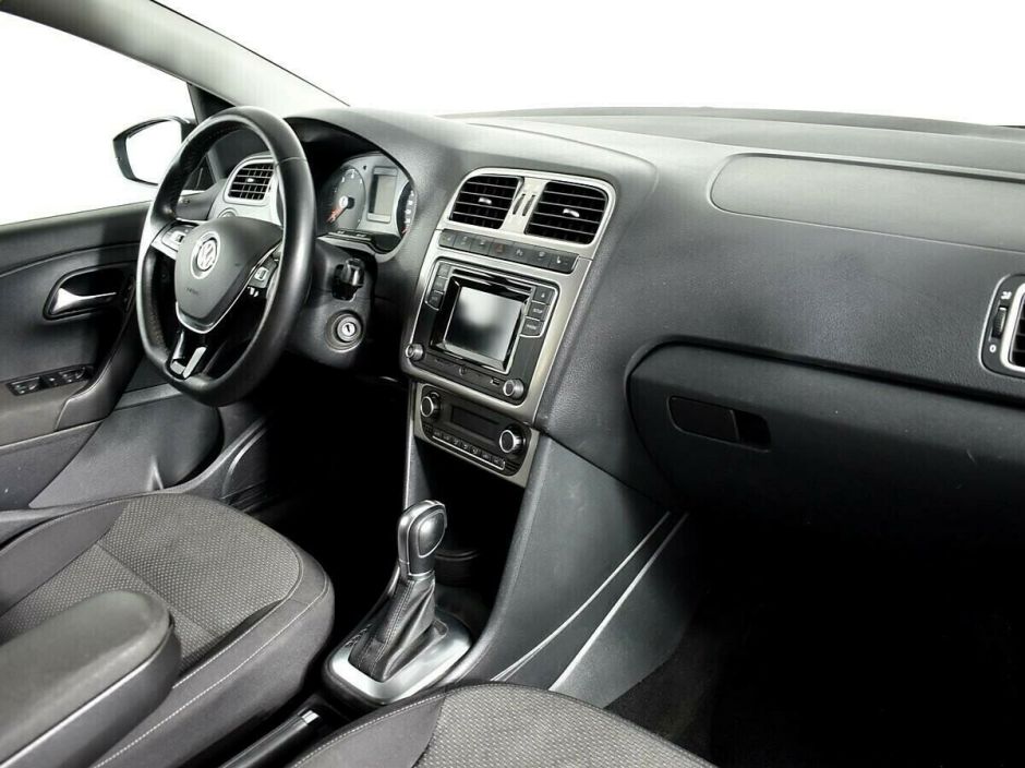 Volkswagen Polo, 1.4 л, Робот, 2017 фото 2