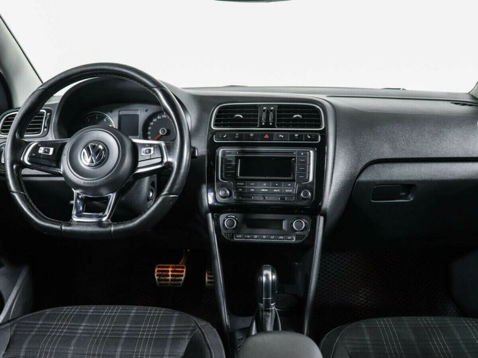 Volkswagen Polo, 1.4 л, Робот, 2018 фото 7