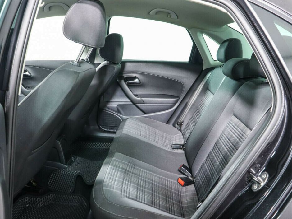 Volkswagen Polo, 1.4 л, Робот, 2018 фото 8