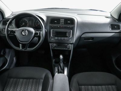 Volkswagen Polo, 1.6 л, АКПП, 2016 фото 8