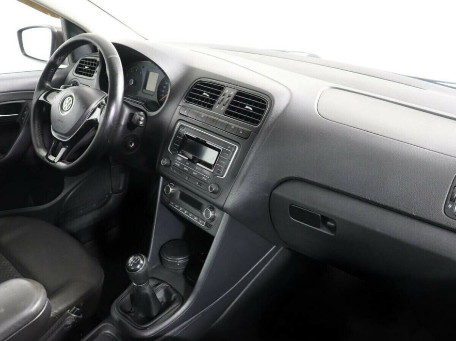 Volkswagen Polo, 1.6 л, МТ, 2018 фото 2