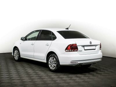 Volkswagen Polo, 1.4 л, РКПП, 2018 фото 6