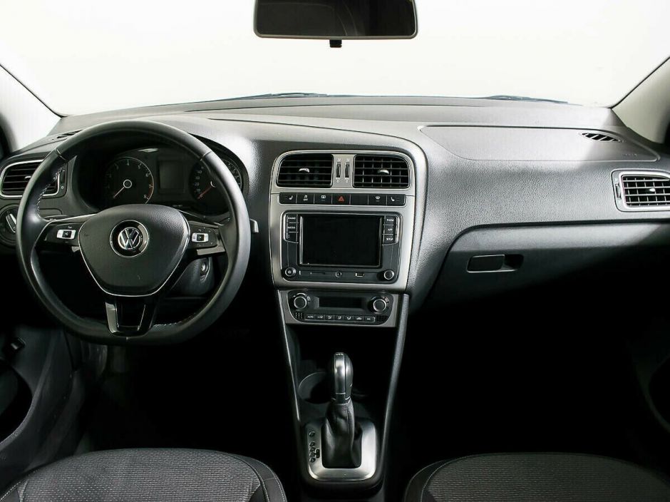 Volkswagen Polo, 1.4 л, Робот, 2018 фото 2