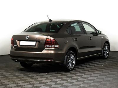 Volkswagen Polo, 1.4 л, РКПП, 2017 фото 5