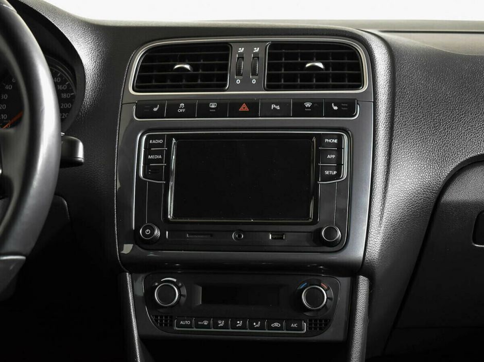 Volkswagen Polo, 1.4 л, Робот, 2017 фото 10