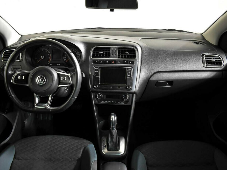 Volkswagen Polo, 1.4 л, Робот, 2017 фото 2