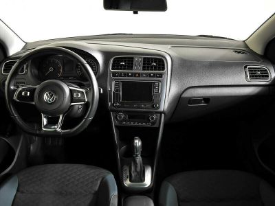 Volkswagen Polo, 1.4 л, РКПП, 2017 фото 2