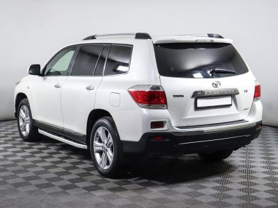 Toyota Highlander, 3.5 л, АКПП, 2011 фото 6