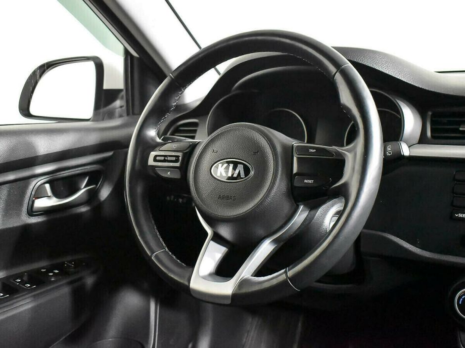 Kia Rio, 1.6 л, АТ, 2017 фото 9