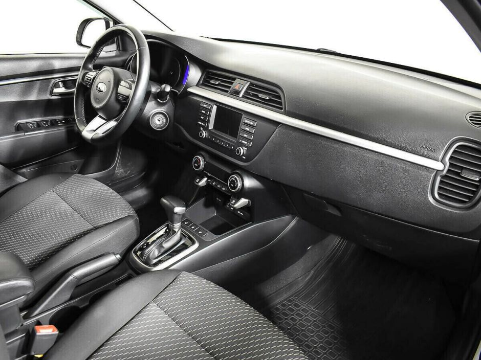 Kia Rio, 1.6 л, АТ, 2017 фото 1