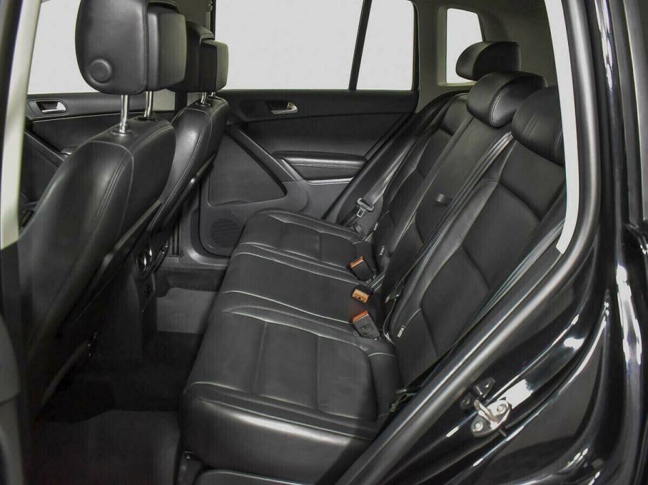 Volkswagen Tiguan, 2.0 л, АТ, 2012 фото 8