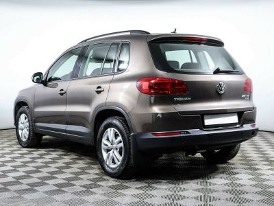 Volkswagen Tiguan, 2.0 л, АКПП, 2014 фото 5