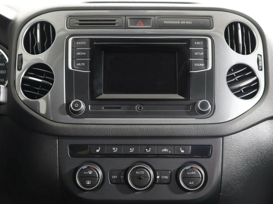 Volkswagen Tiguan, 2.0 л, АТ, 2014 фото 1