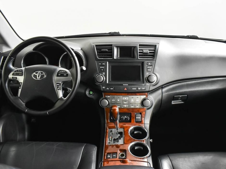 Toyota Highlander, 3.5 л, АТ, 2011 фото 8