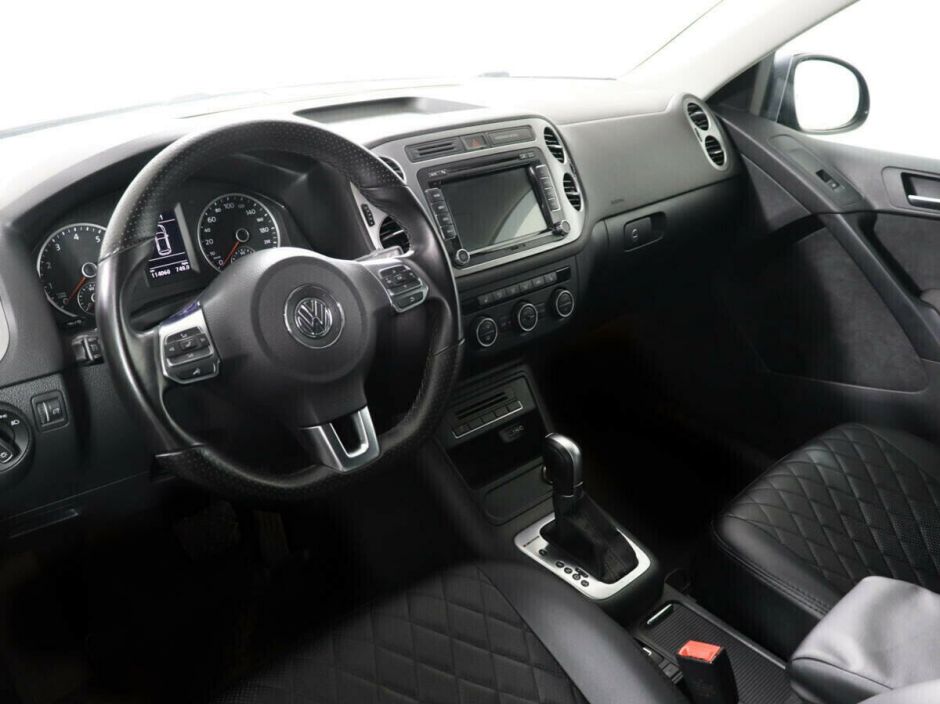 Volkswagen Tiguan, 2.0 л, АТ, 2013 фото 2