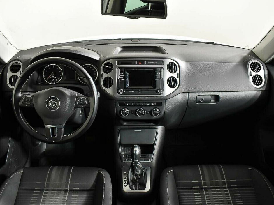 Volkswagen Tiguan, 1.4 л, Робот, 2012 фото 10