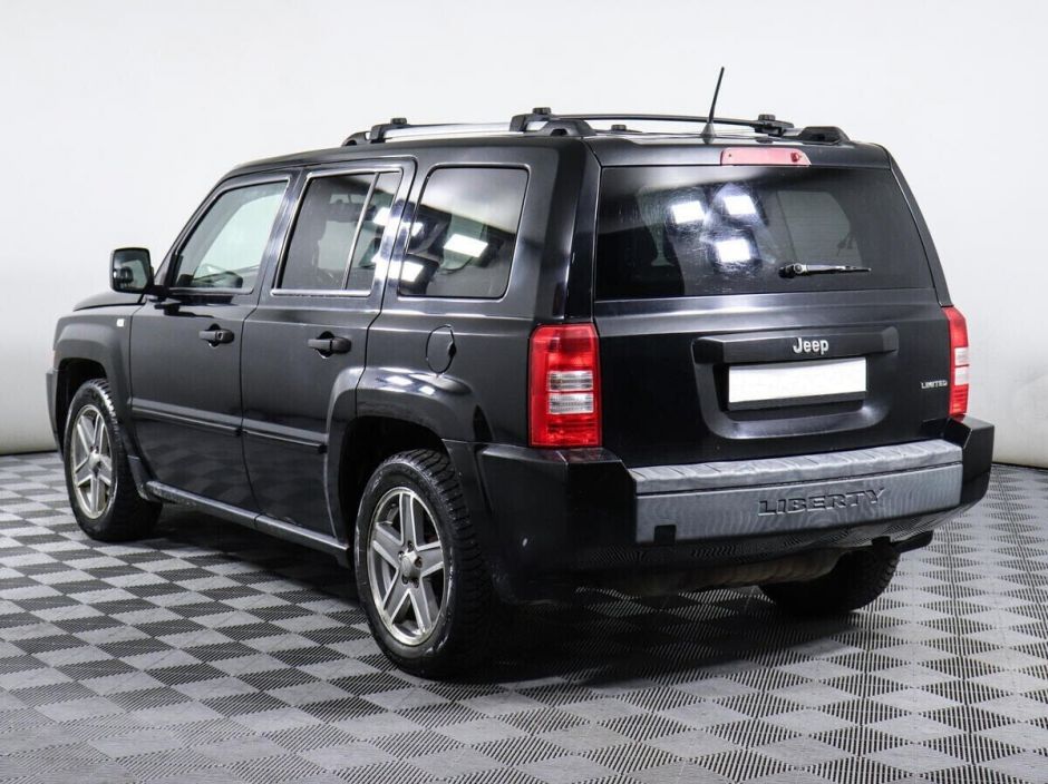 Jeep Liberty (Patriot), 2.4 л, Вариатор, 2007 фото 6