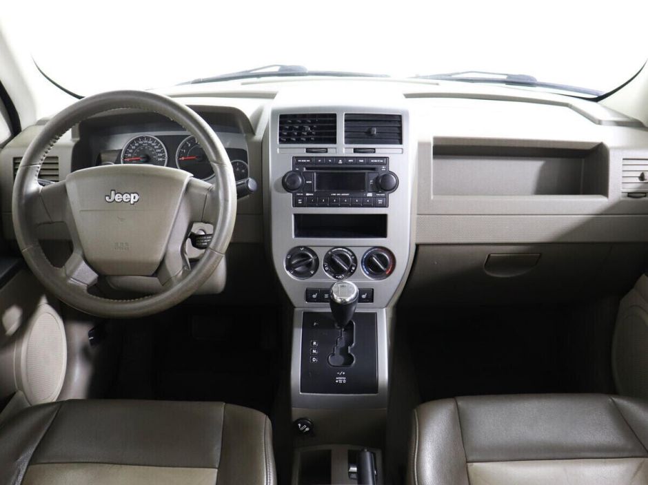 Jeep Liberty (Patriot), 2.4 л, Вариатор, 2007 фото 8