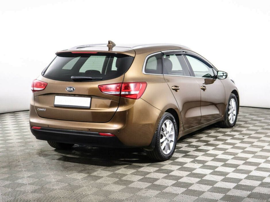 Kia Ceed, 1.6 л, Робот, 2018 фото 4